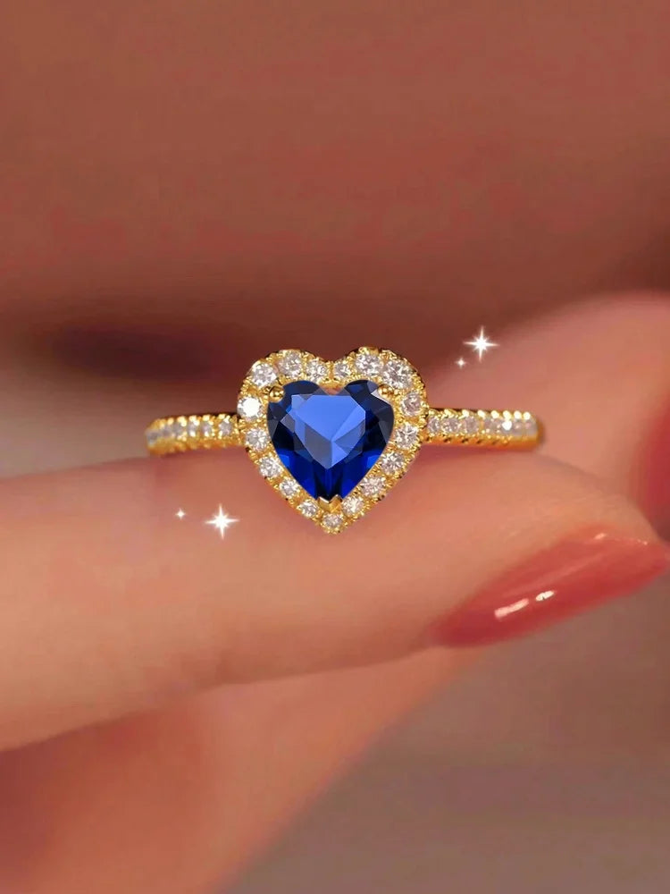 Gorgeous Zircon Shiny Love Heart Ring for Women